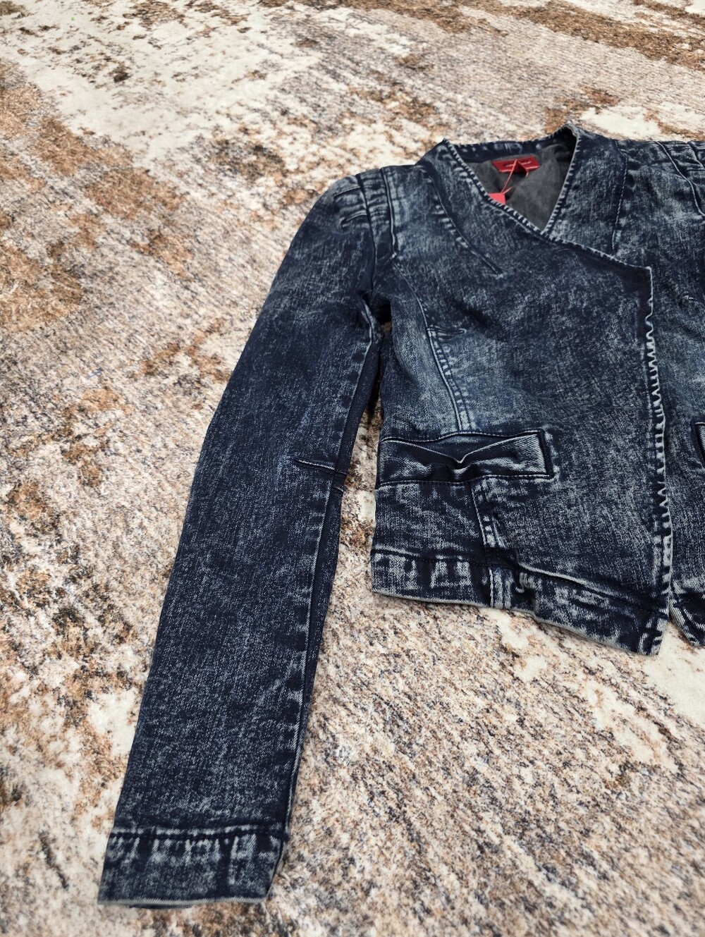 Vero Moda NWT Odelia Acid Wash Denim Blazer Jacket Asymmetric XS 34 Y2K - Picture 3 of 16